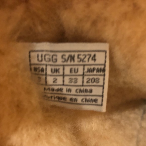 Ugg Suede and Shearling-Lined Boots with Trim - Picture 6 of 8